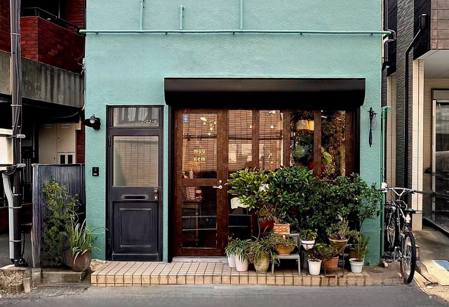 ジェム ヘア ドレッシング 【美容室】（ムウ ジュエリー ワークス併設）